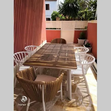 Lefko's House- Contemporary, Fully Renovated House Hébergement de vacances Kassiopi